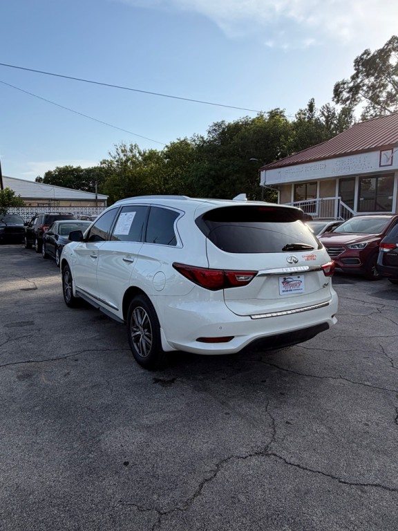 2017 INFINITI QX60 Image 3
