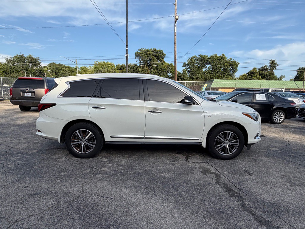 2017 INFINITI QX60 Image 6