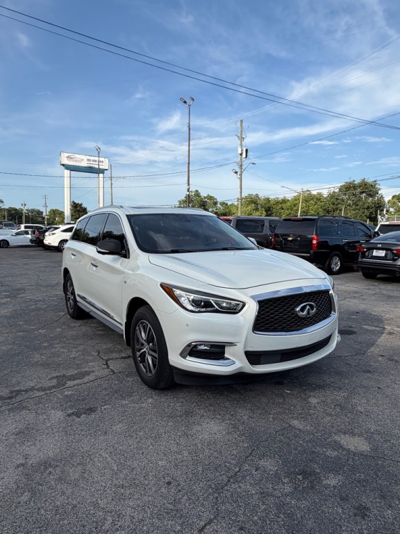 2017 INFINITI QX60 Image 7