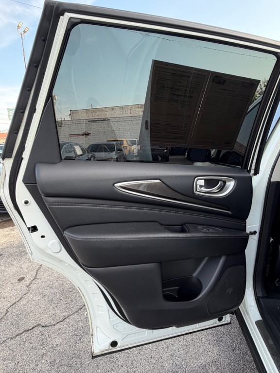 2017 INFINITI QX60 Image 18