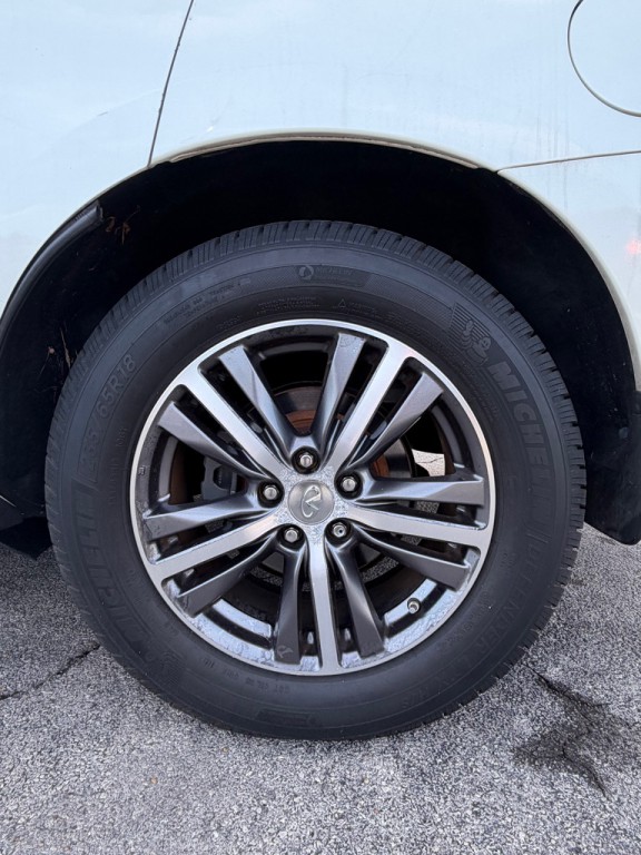 2017 INFINITI QX60 Image 27