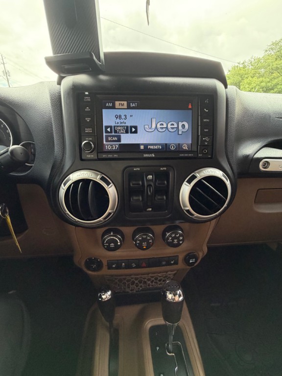 2014 Jeep Wrangler Unlimited Image 12