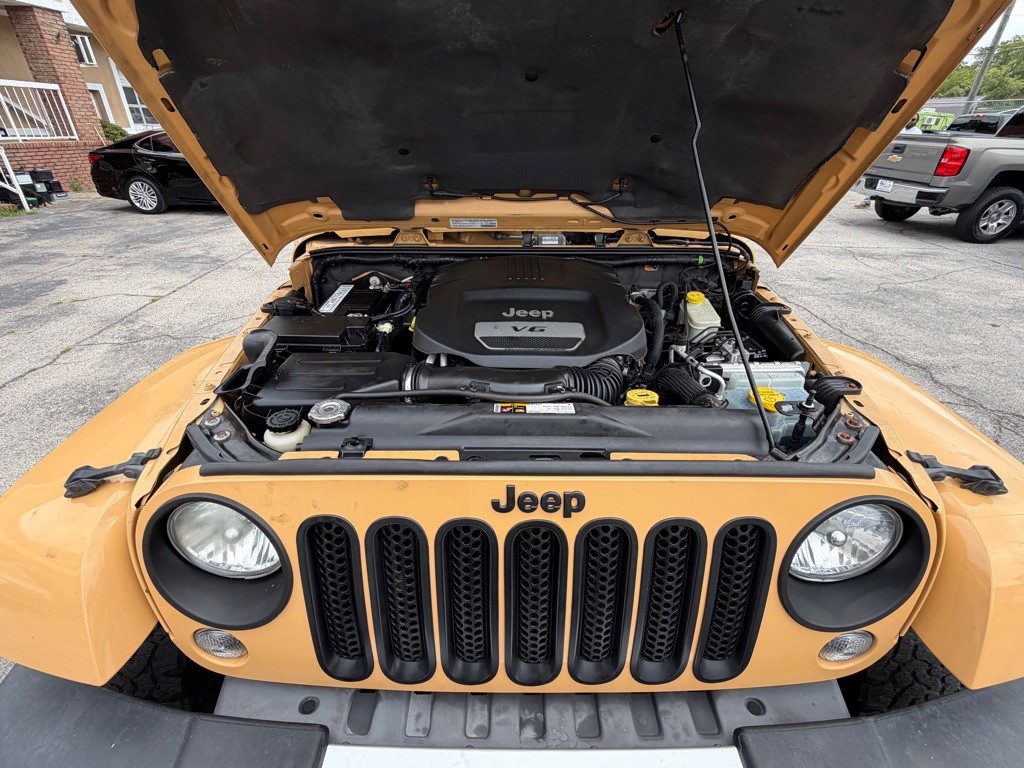 2014 Jeep Wrangler Unlimited Image 25