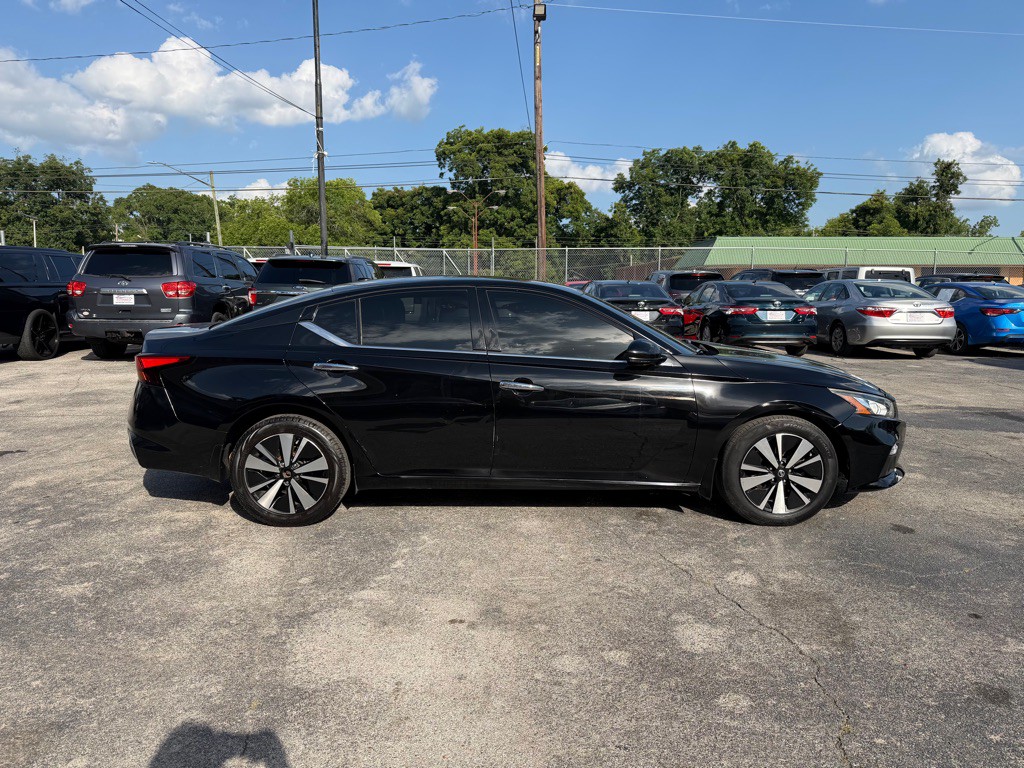 2019 Nissan Altima Image 6