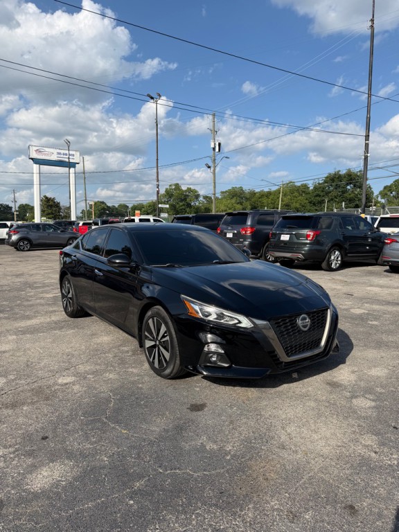 2019 Nissan Altima Image 7