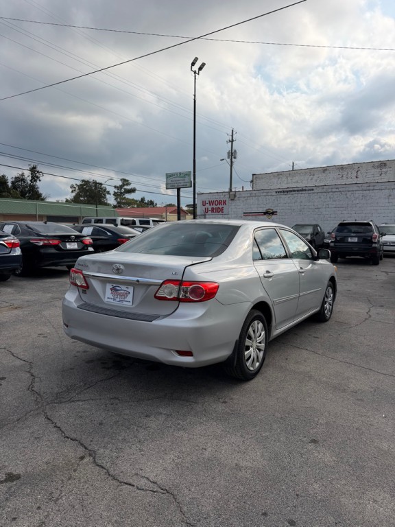 2013 Toyota Corolla Image 5
