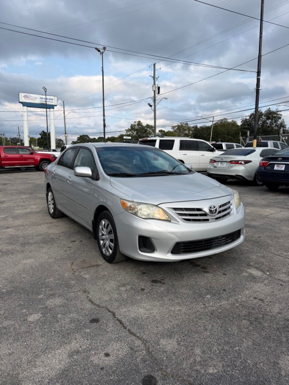 2013 Toyota Corolla Image 7