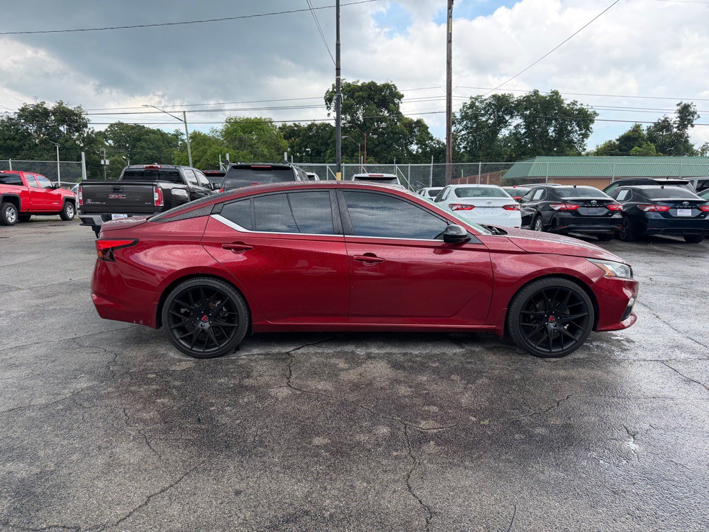 2020 Nissan Altima Image 6
