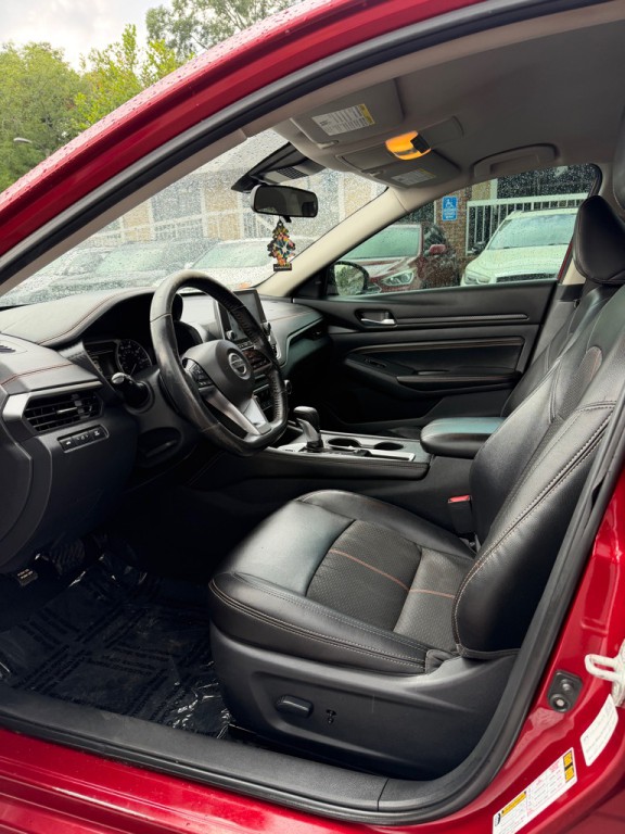 2020 Nissan Altima Image 13