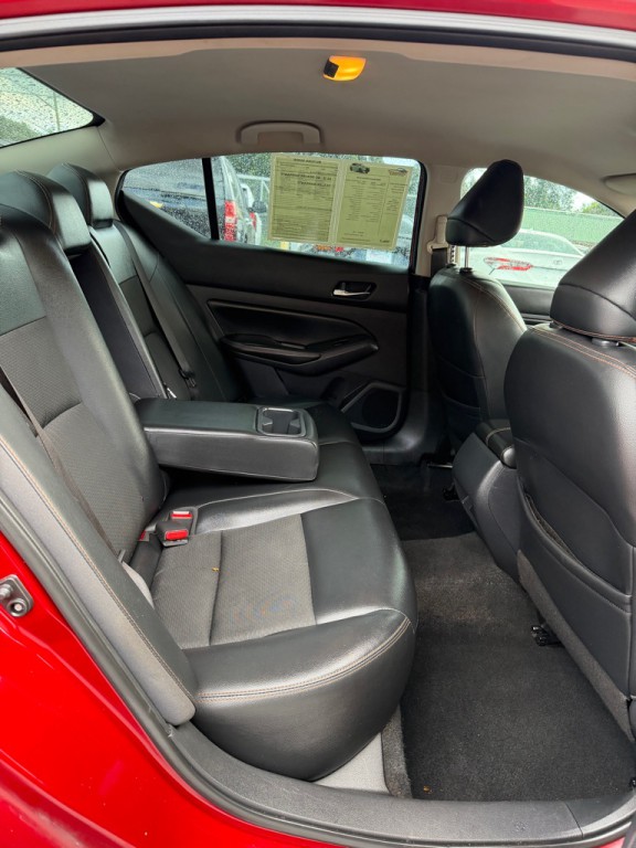 2020 Nissan Altima Image 17