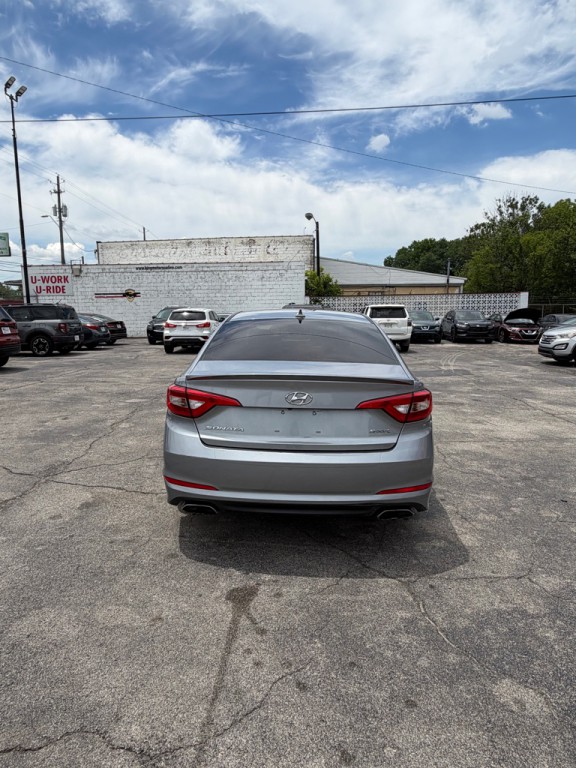 2015 Hyundai Sonata Image 4