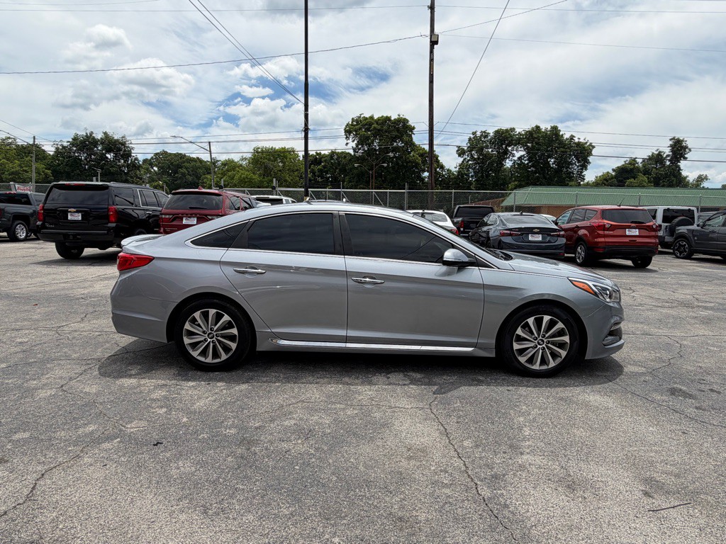 2015 Hyundai Sonata Image 6