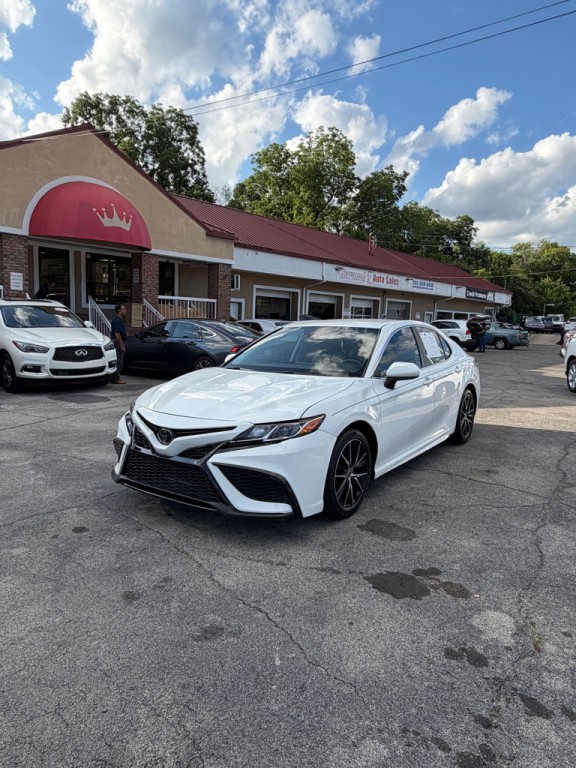 2021 Toyota Camry Image 1