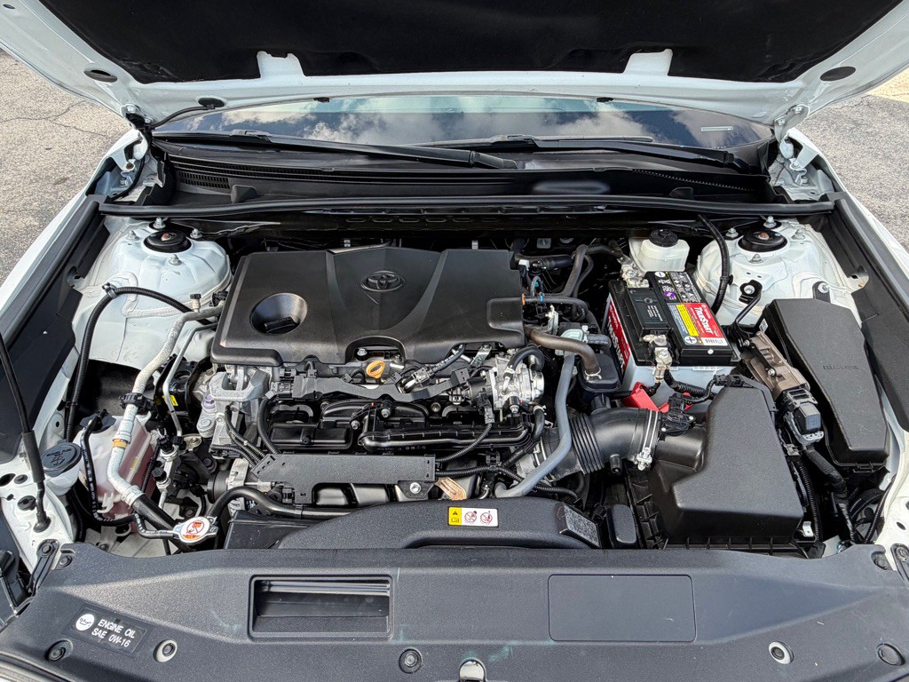 2021 Toyota Camry Image 21