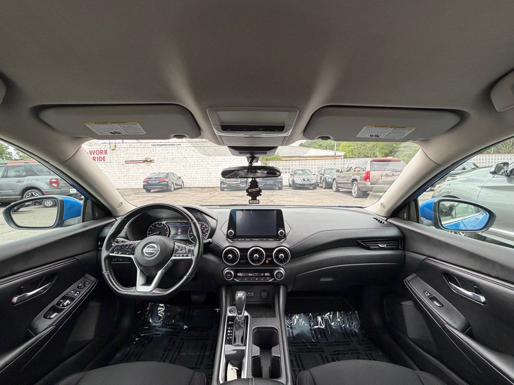 2021 Nissan Sentra Image 9