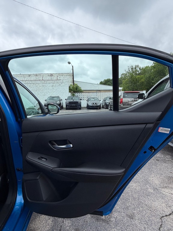 2021 Nissan Sentra Image 16