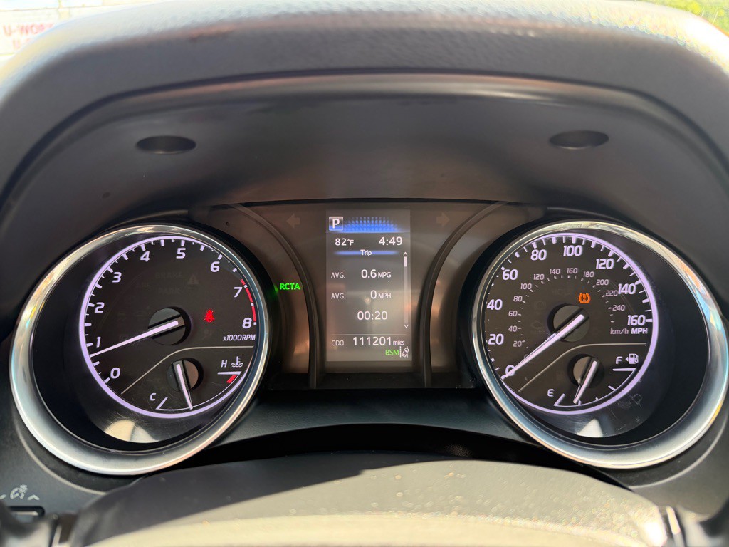 2019 Toyota Camry Image 9