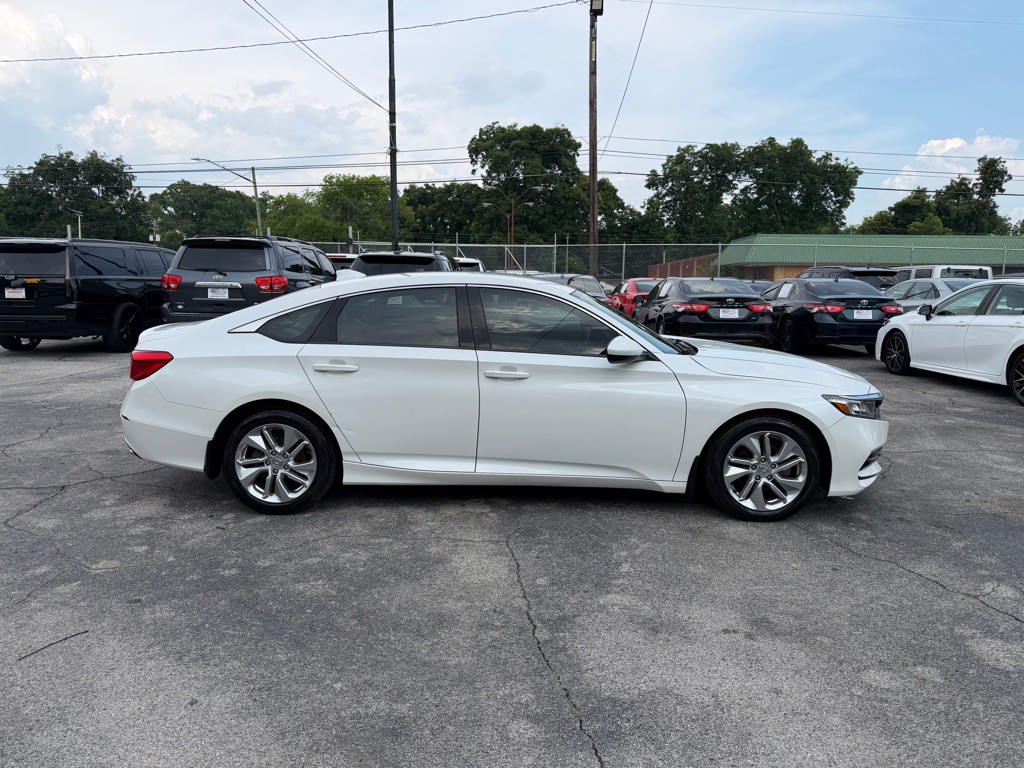 2018 Honda Accord Image 6