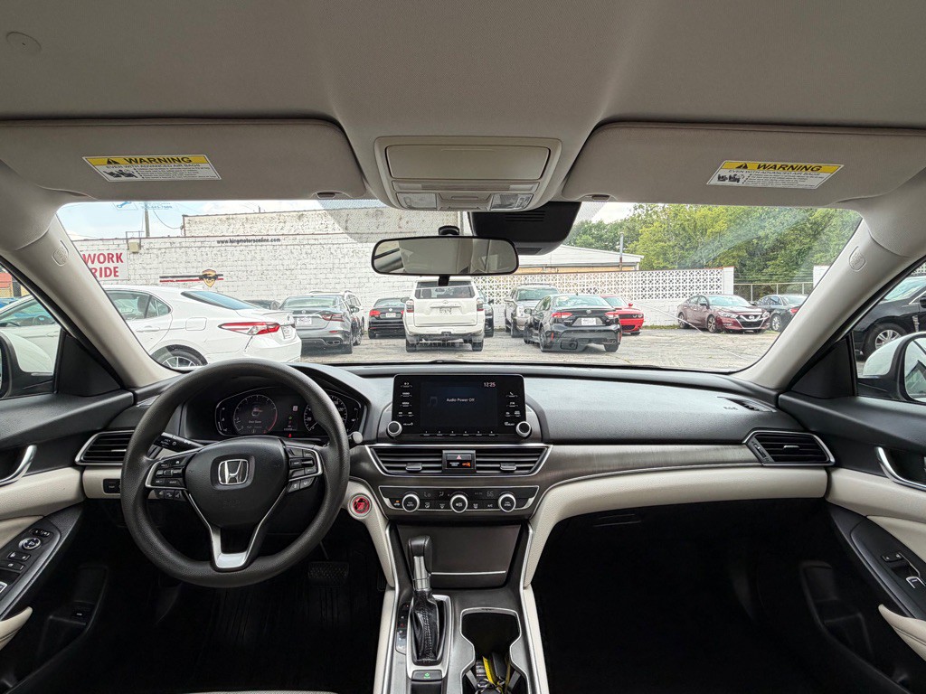 2018 Honda Accord Image 11