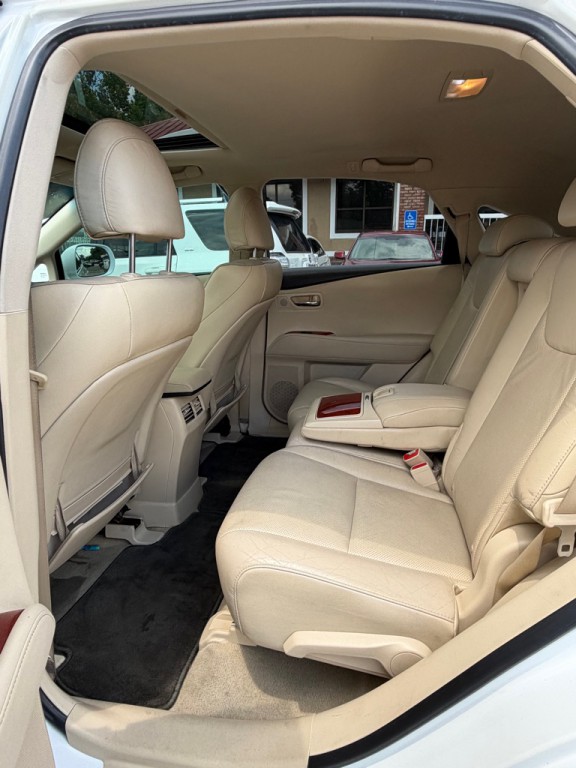 2010 Lexus RX Image 15