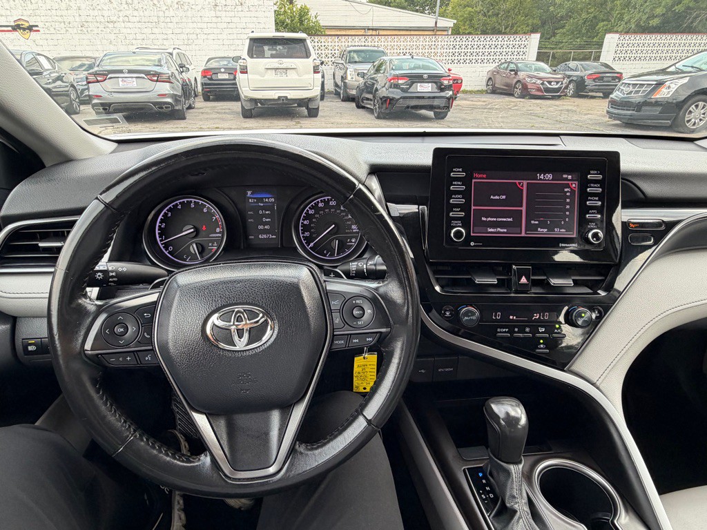 2024 Toyota Camry Image 8