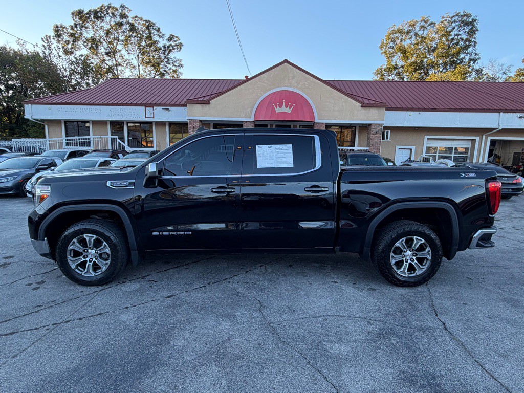 2019 GMC Sierra Image 2