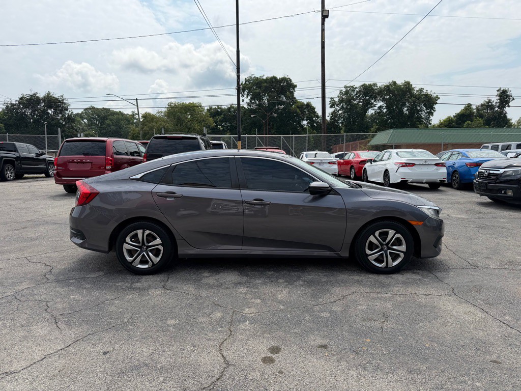 2018 Honda Civic Image 6