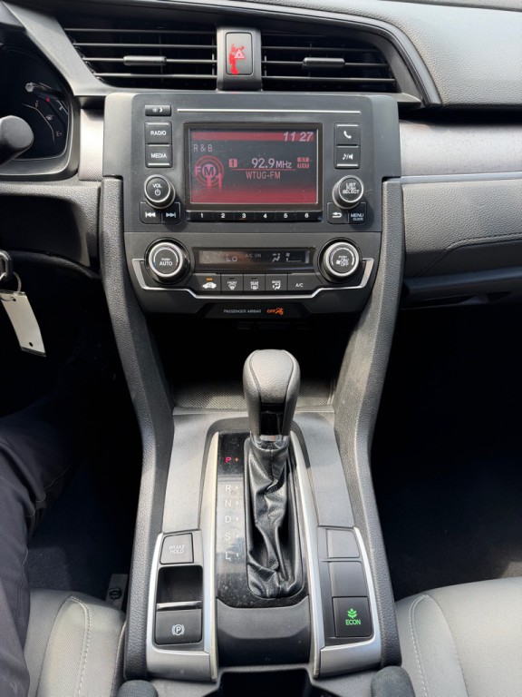2018 Honda Civic Image 12