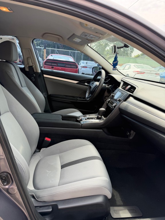2018 Honda Civic Image 21