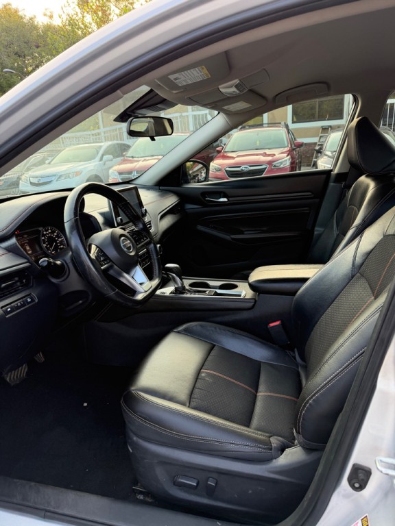 2020 Nissan Altima Image 14