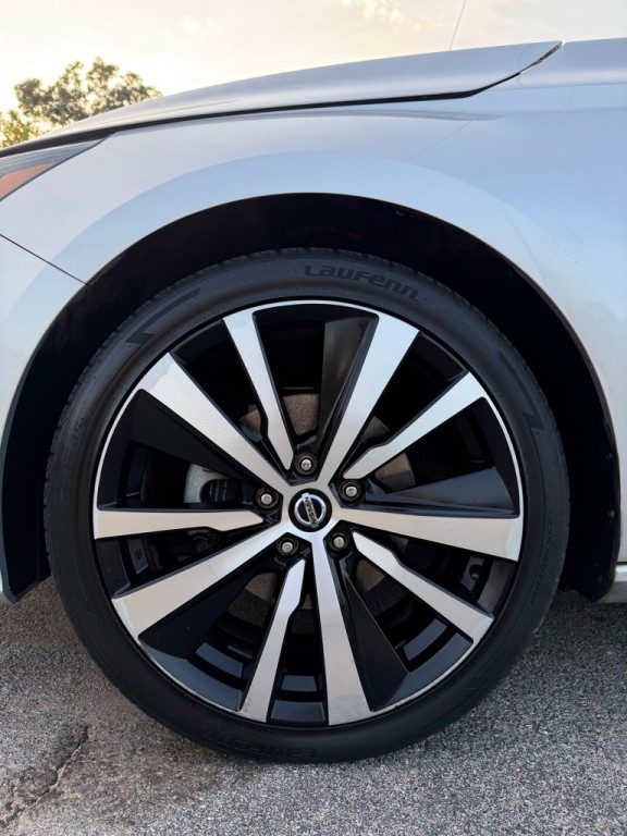 2020 Nissan Altima Image 23
