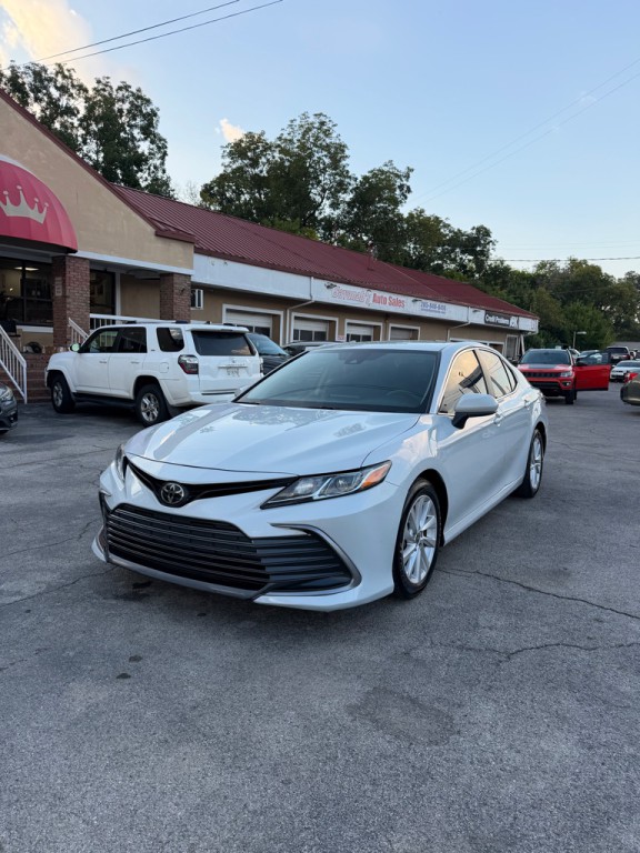 2023 Toyota Camry Image 1