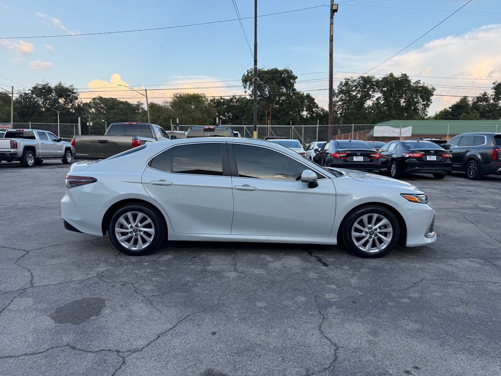 2023 Toyota Camry Image 6