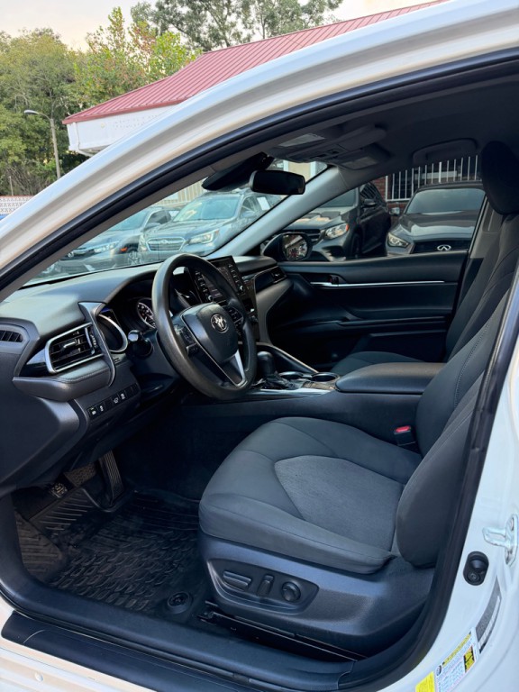 2023 Toyota Camry Image 14