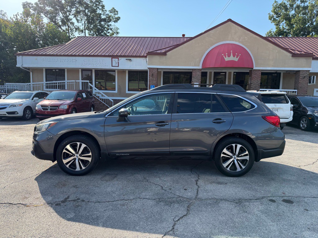 2019 Subaru Outback Image 2