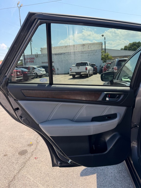 2019 Subaru Outback Image 16