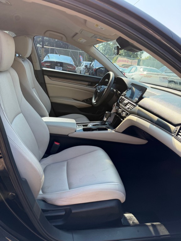 2018 Honda Accord Image 20
