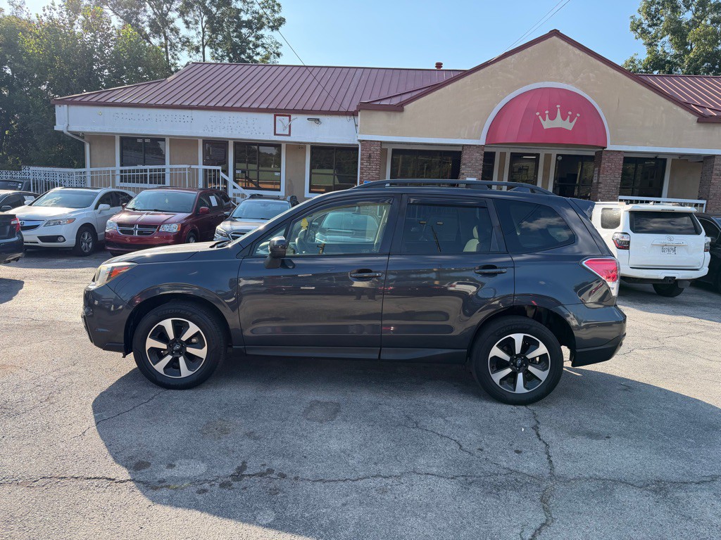 2018 Subaru Forester Image 2