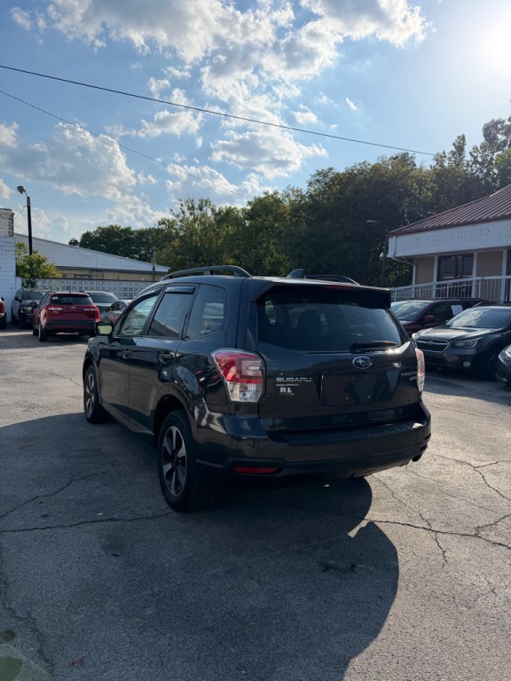 2018 Subaru Forester Image 3
