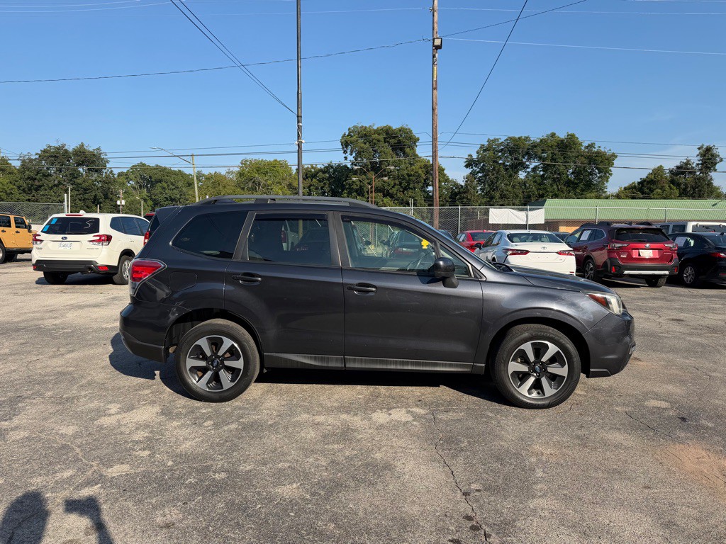 2018 Subaru Forester Image 6