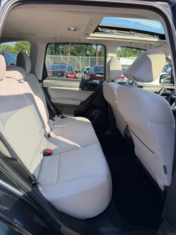 2018 Subaru Forester Image 19