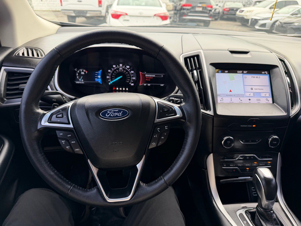 2018 Ford Edge Image 9
