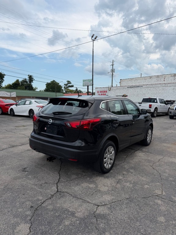 2018 Nissan Rogue Image 5