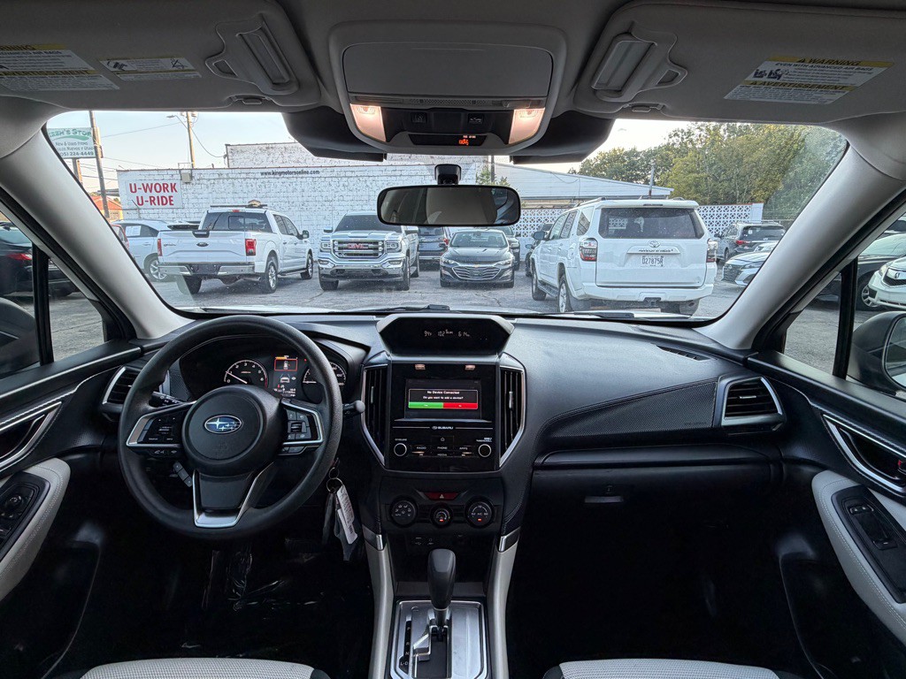 2023 Subaru Forester Image 11
