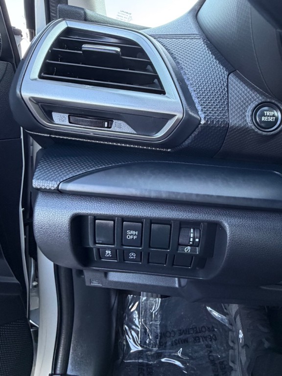 2023 Subaru Forester Image 12