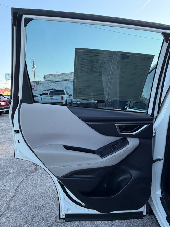 2023 Subaru Forester Image 15