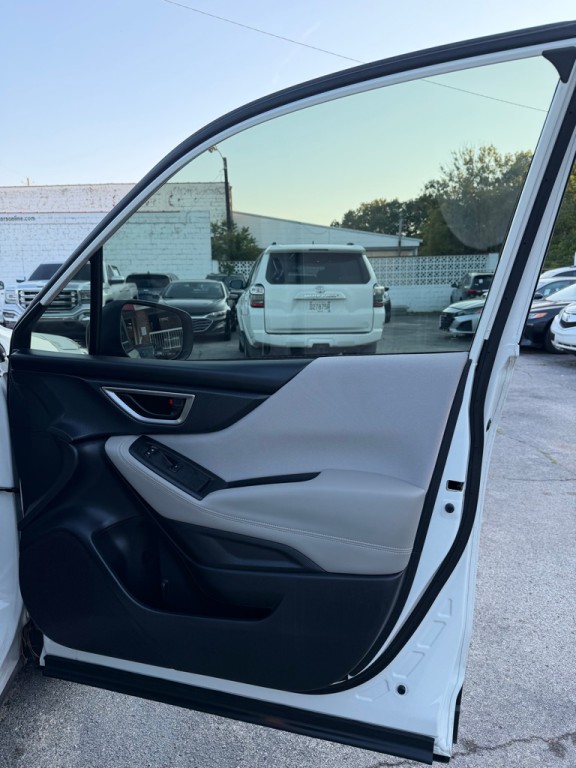 2023 Subaru Forester Image 19
