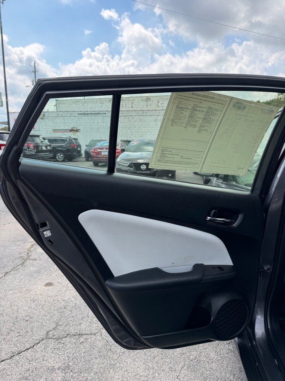 2019 Toyota Prius Image 14
