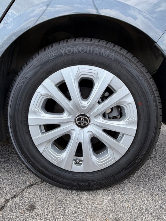 2019 Toyota Prius Image 23