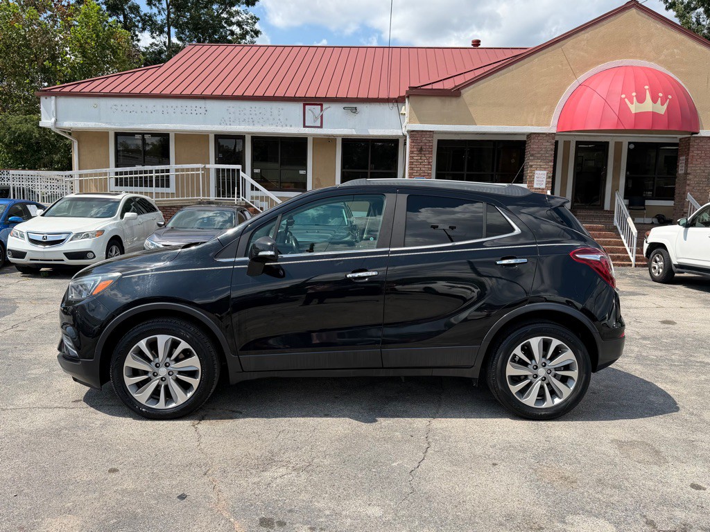 2018 Buick Enclave Image 2